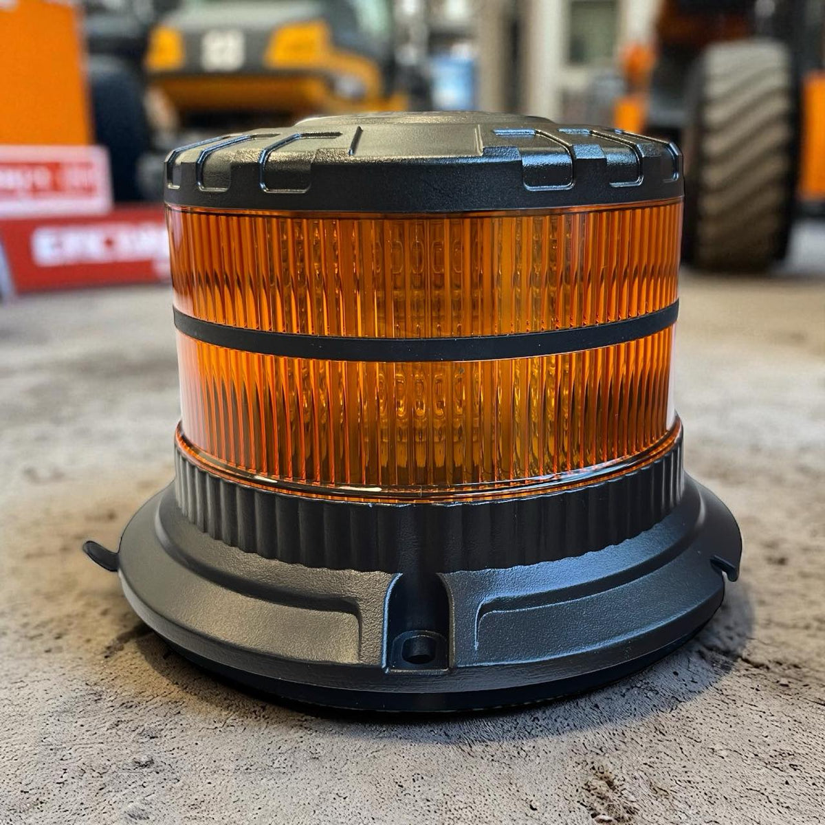 LED авариен буркан нисък с жълта светлина – ДЕН / НОЩ функция, 12 / 24V, сертифициран R65 / E9 – снимка 4